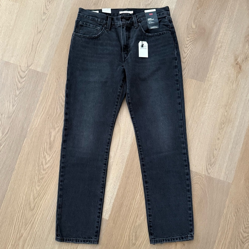 Levi's Women’s Faded Black Middy Straight Jeans